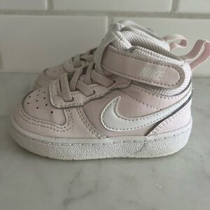 Nike Toddler walking shoes size 5
